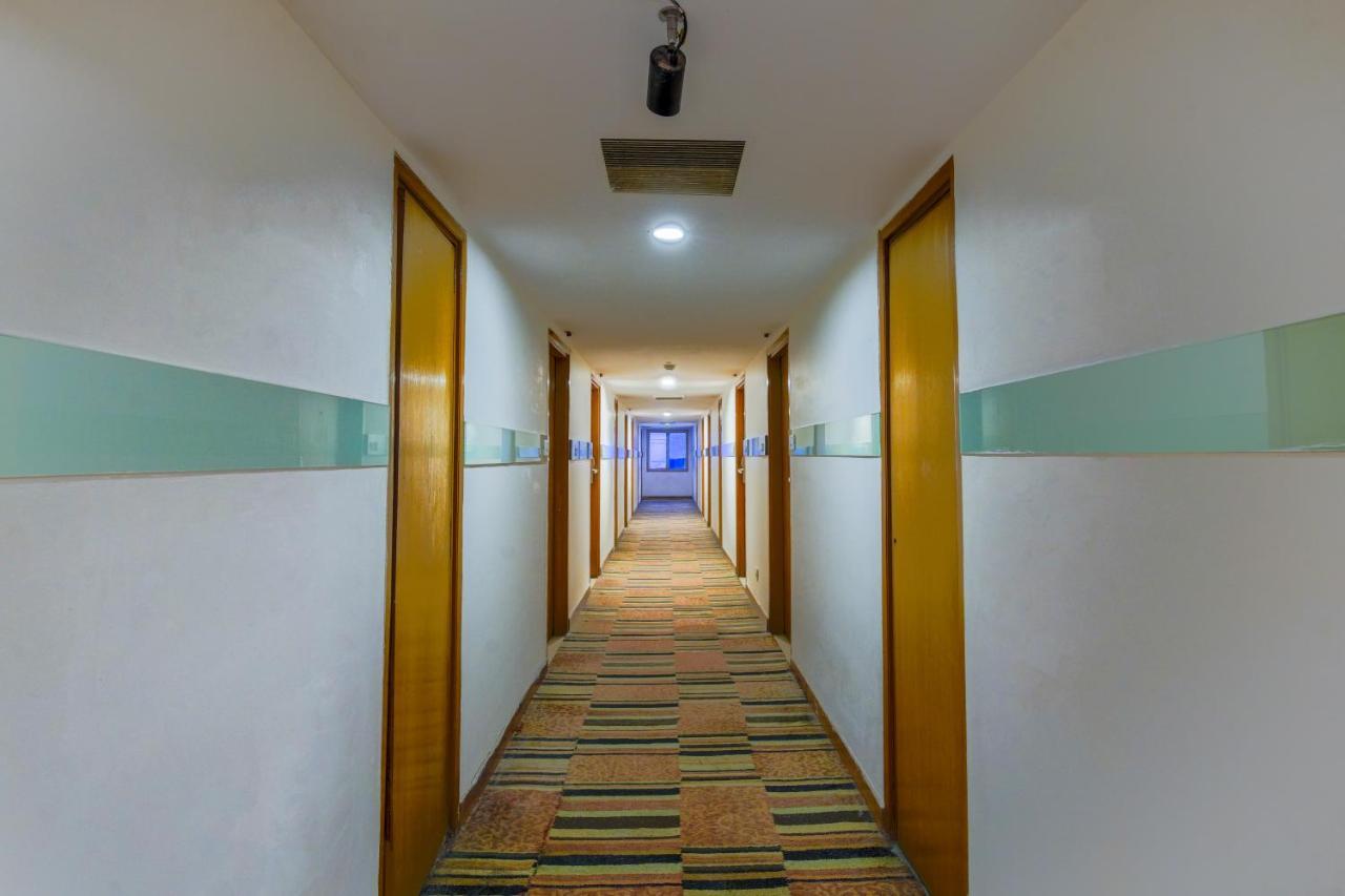 Hotel Gis Select Banjara Hill Hajdarabad Zewnętrze zdjęcie
