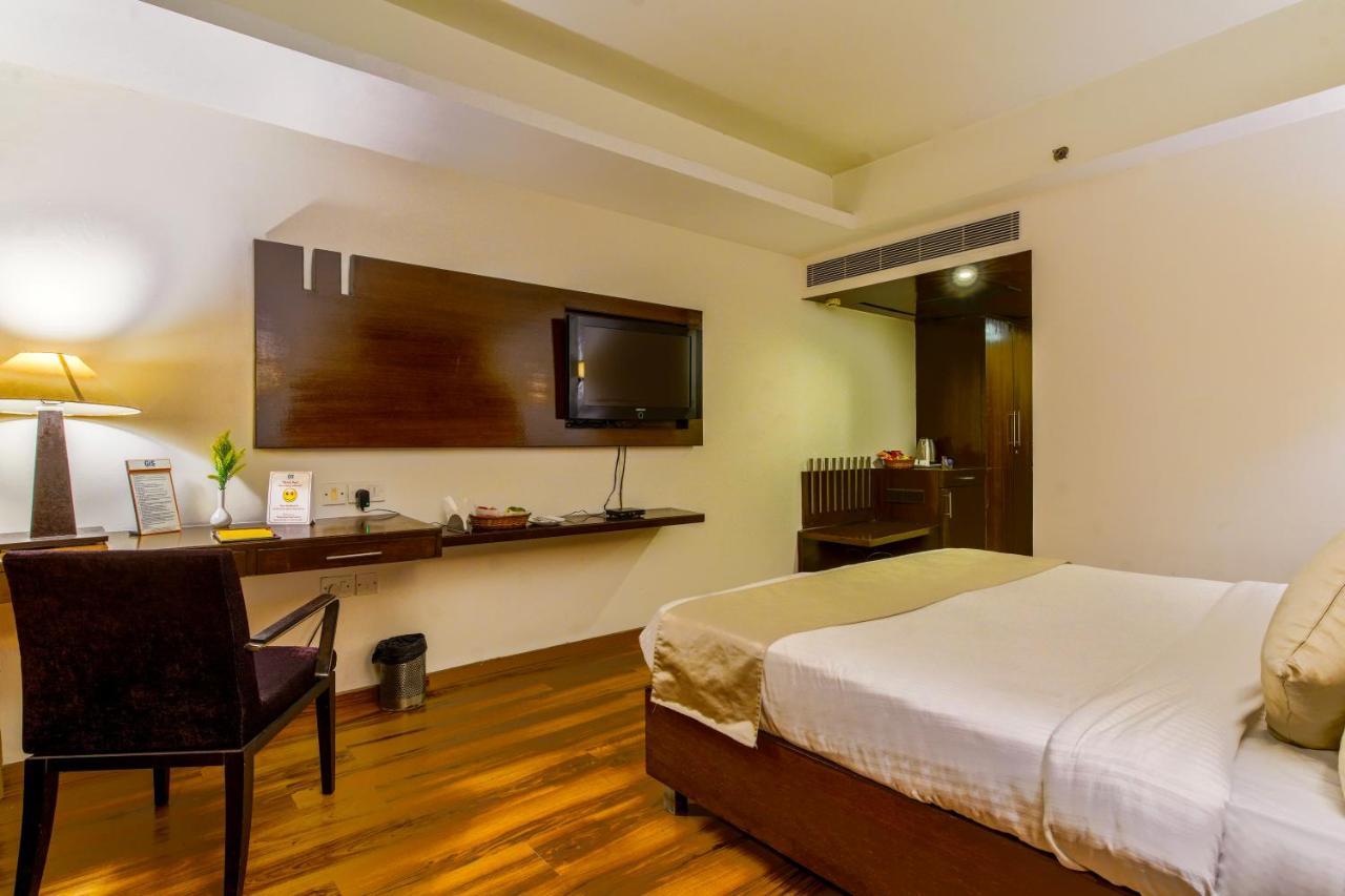 Hotel Gis Select Banjara Hill Hajdarabad Zewnętrze zdjęcie